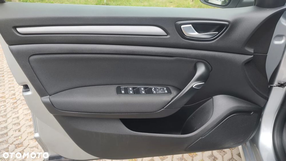 Renault Megane 1.3 TCe FAP Zen - 26