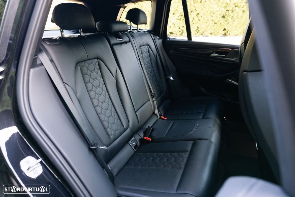 BMW X3 M Standard - 42