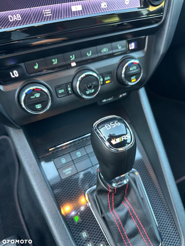 Skoda Octavia 2.0 TSI RS DSG - 39