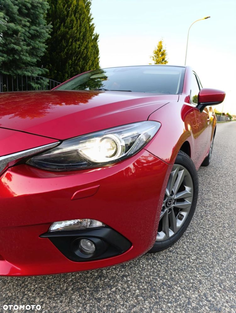 Mazda 3 1.6 Navi + - 1