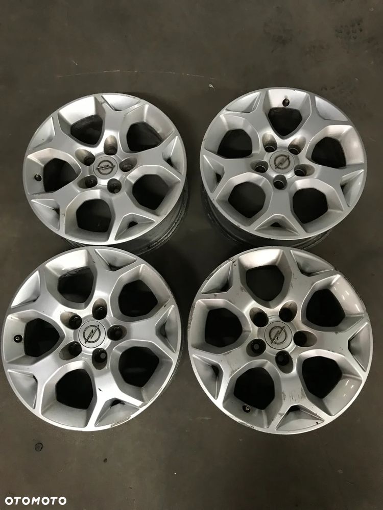 OPEL FELGI ALUMINIOWE 5X110 ET37 6.5J 16" - 1