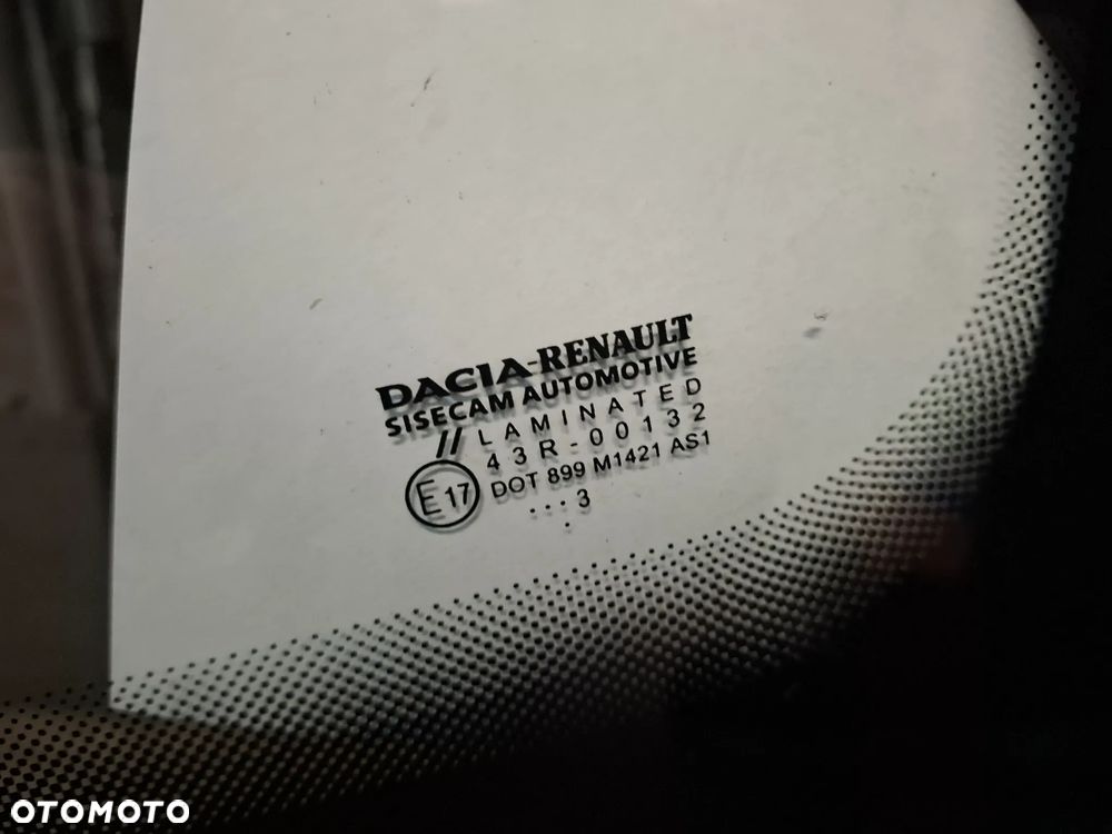 Szyba czołowa przednia Dacia Duster II sensor 2023 rok nr 727127727R - 2