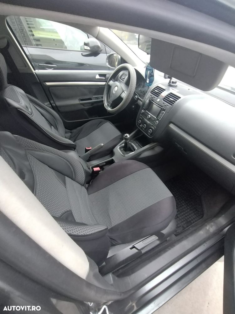 Volkswagen Jetta 1.9 TDI Comfortline - 4