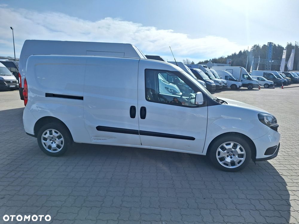 Fiat Doblo Maxi diesel 1,6 105KM blaszak 3 osobowy Krajowy FV23% - 7