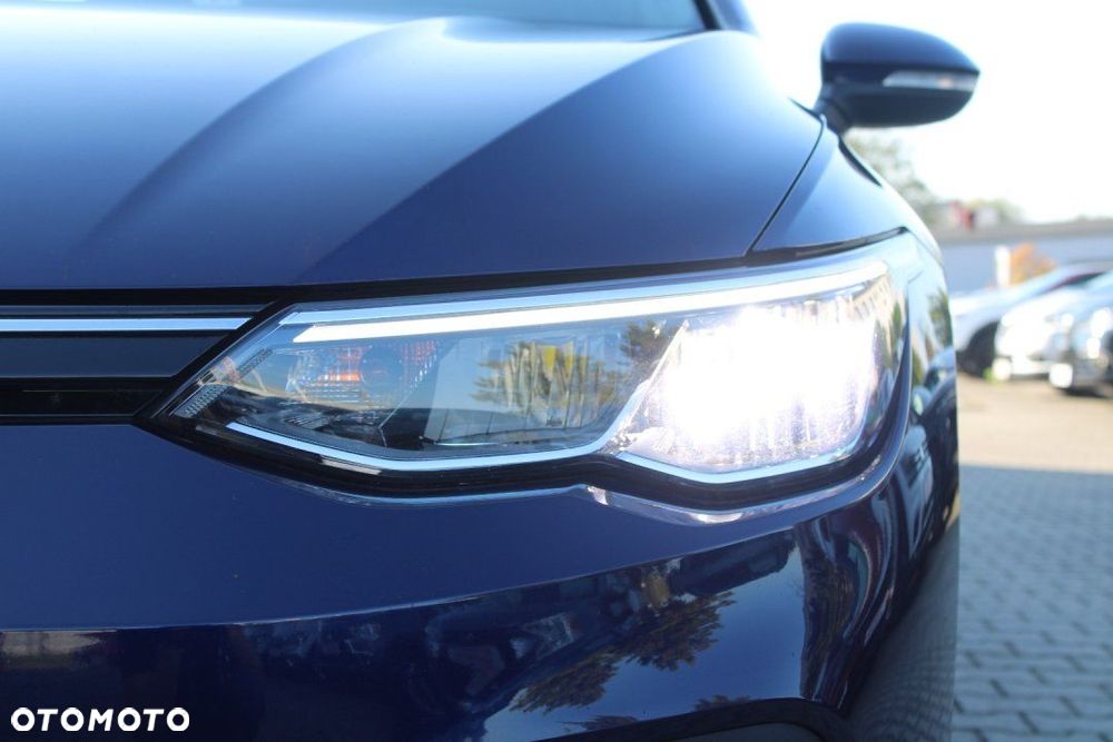 Volkswagen Golf - 11