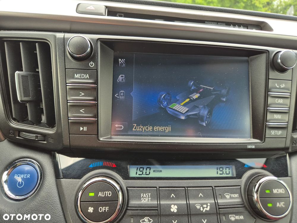 Toyota RAV4 - 23