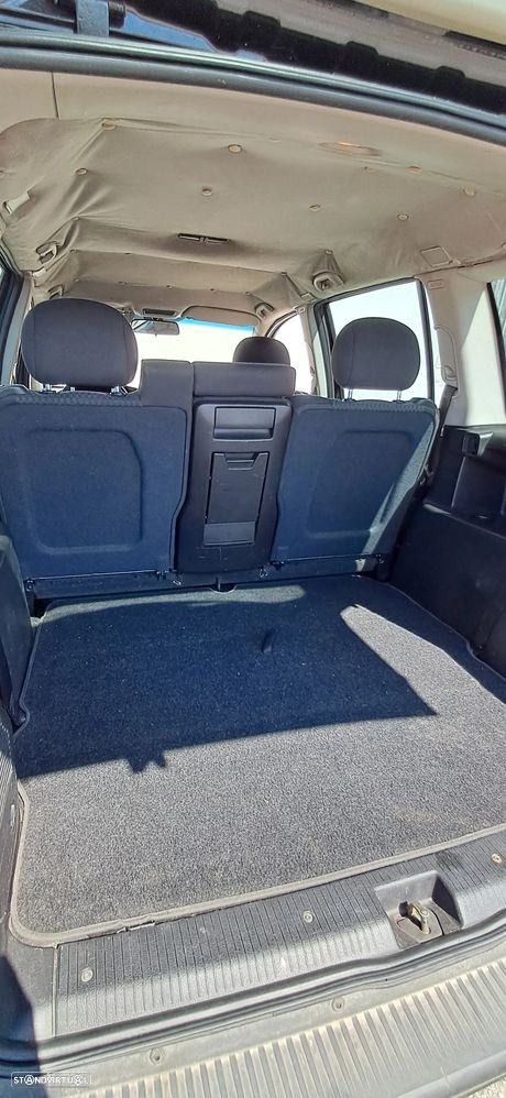 Opel Zafira 2.0 DTi Elegance - 19