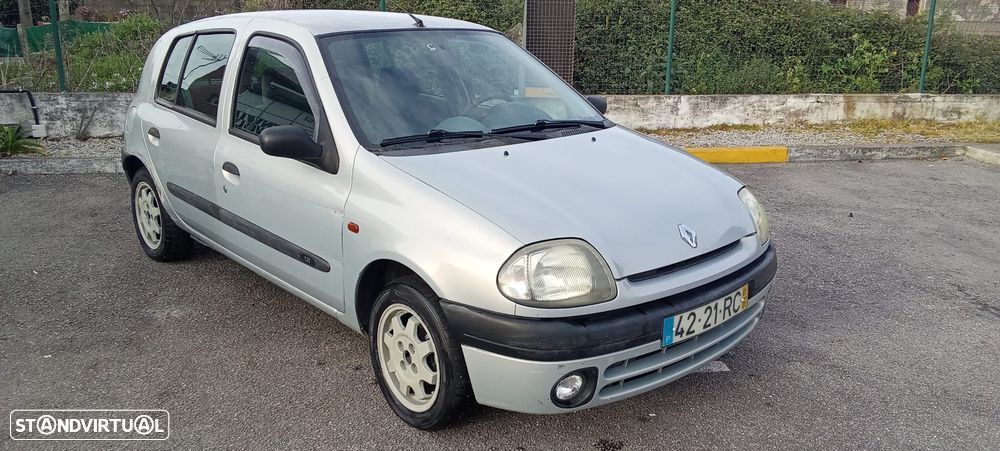 Renault Clio 1.2 Authentique - 6