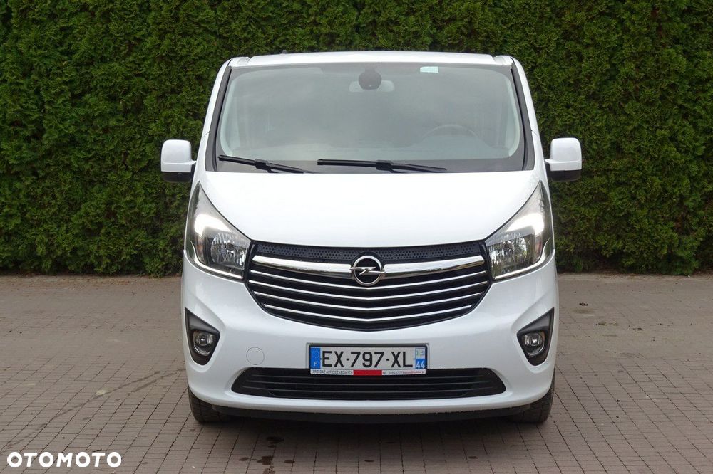 Opel Vivaro - 2