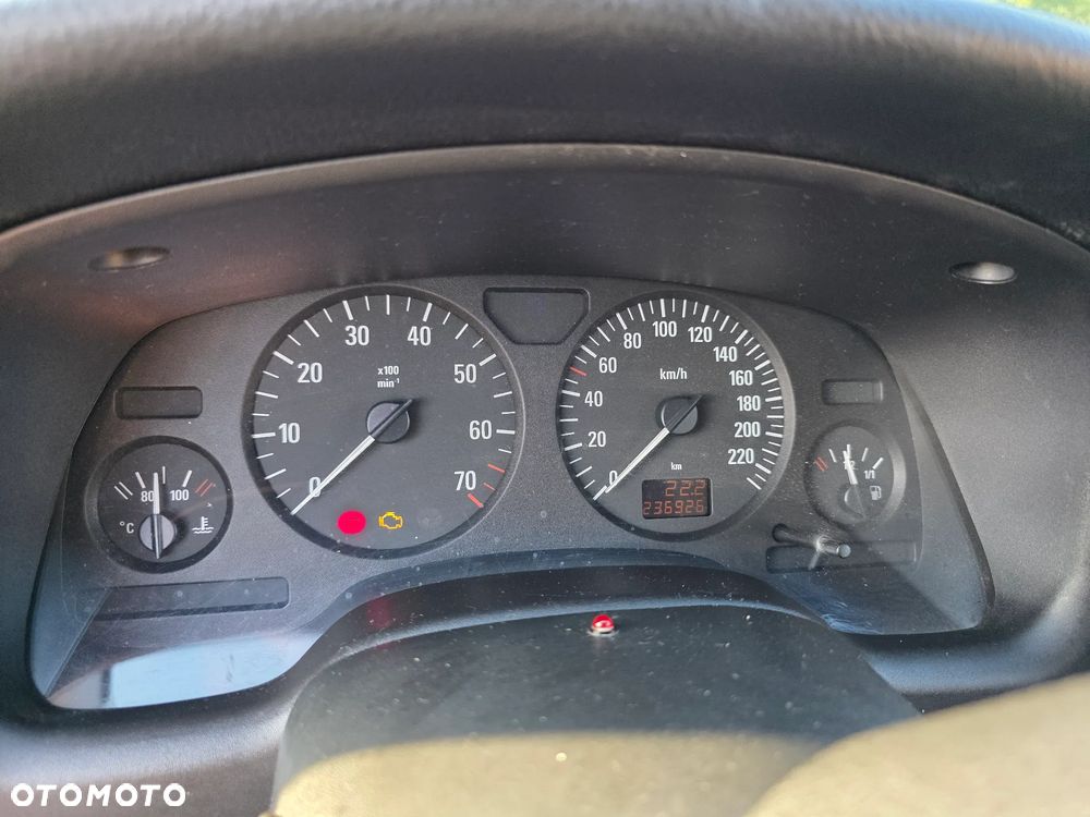 Opel Astra - 9