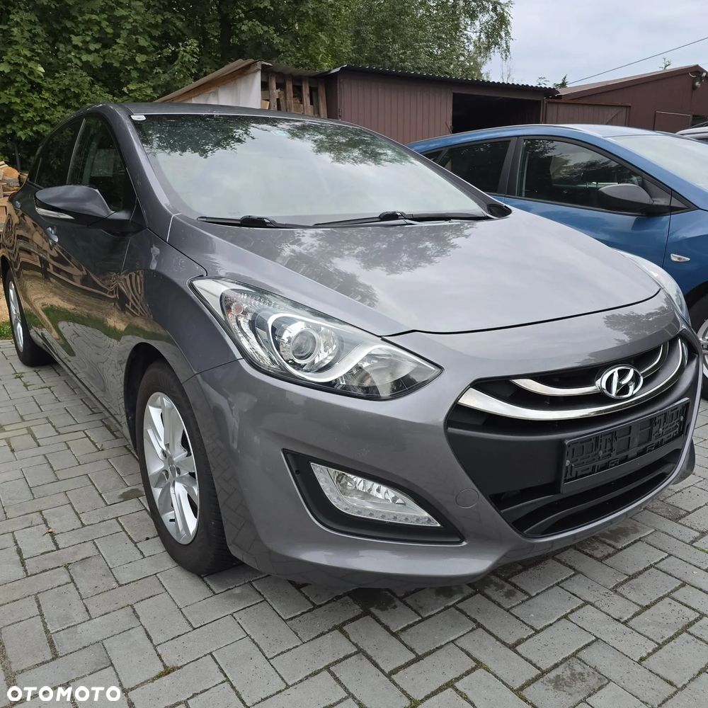 Hyundai i30 1.4 Comfort - 1