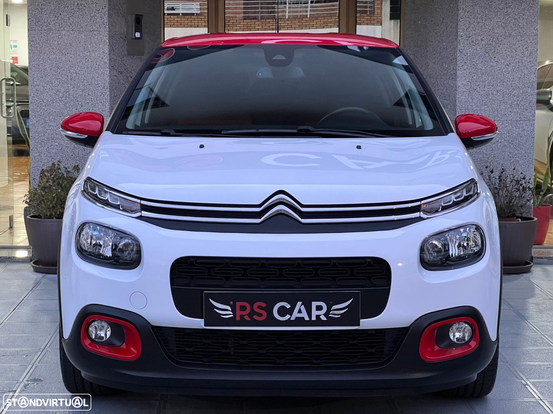 Citroën C3 1.2 PureTech Shine - 9