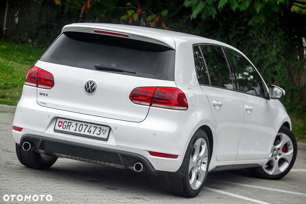 Volkswagen Golf 2.0 GTI - 19