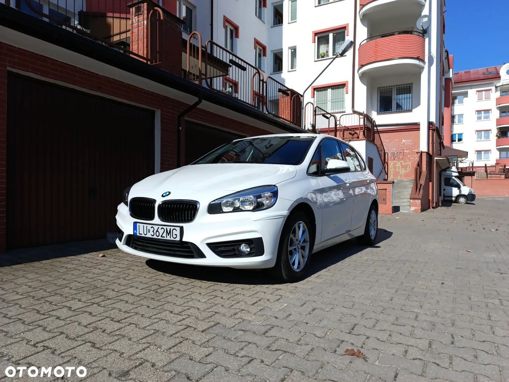 BMW Seria 2 218d - 1