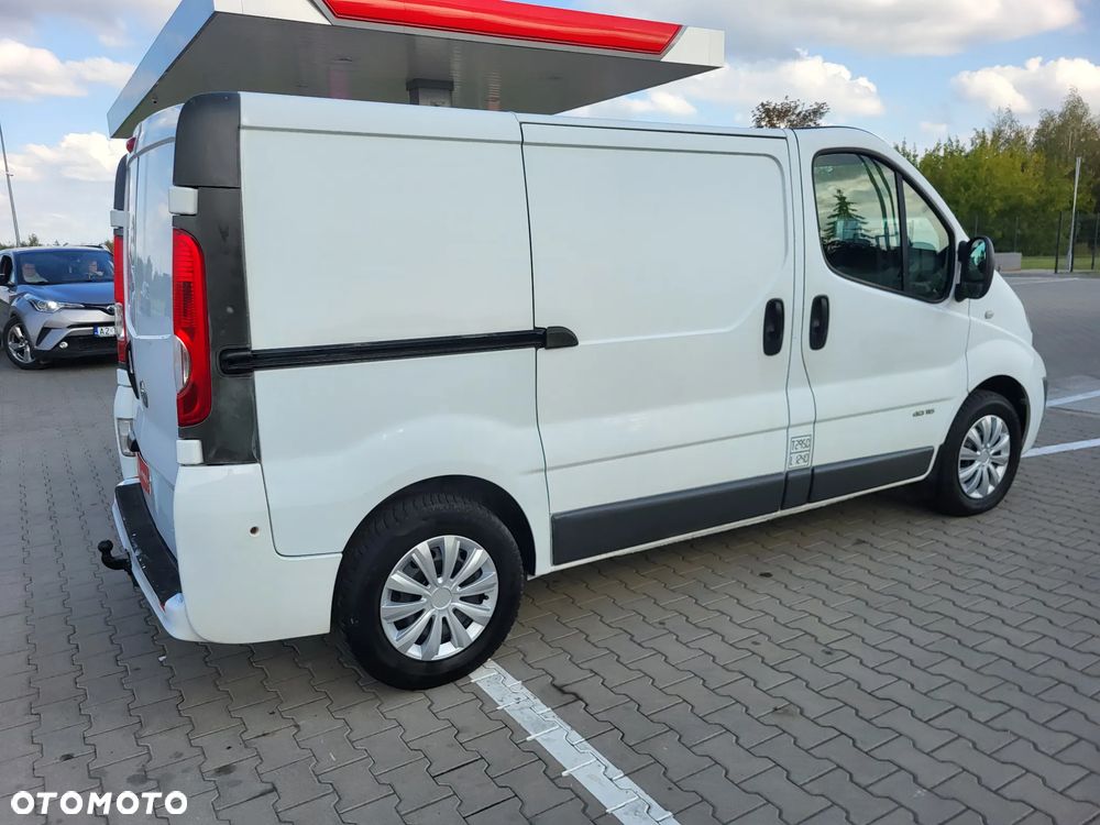 Renault Trafic - 13
