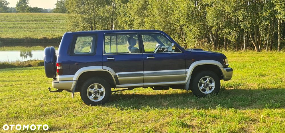 Isuzu Trooper - 16