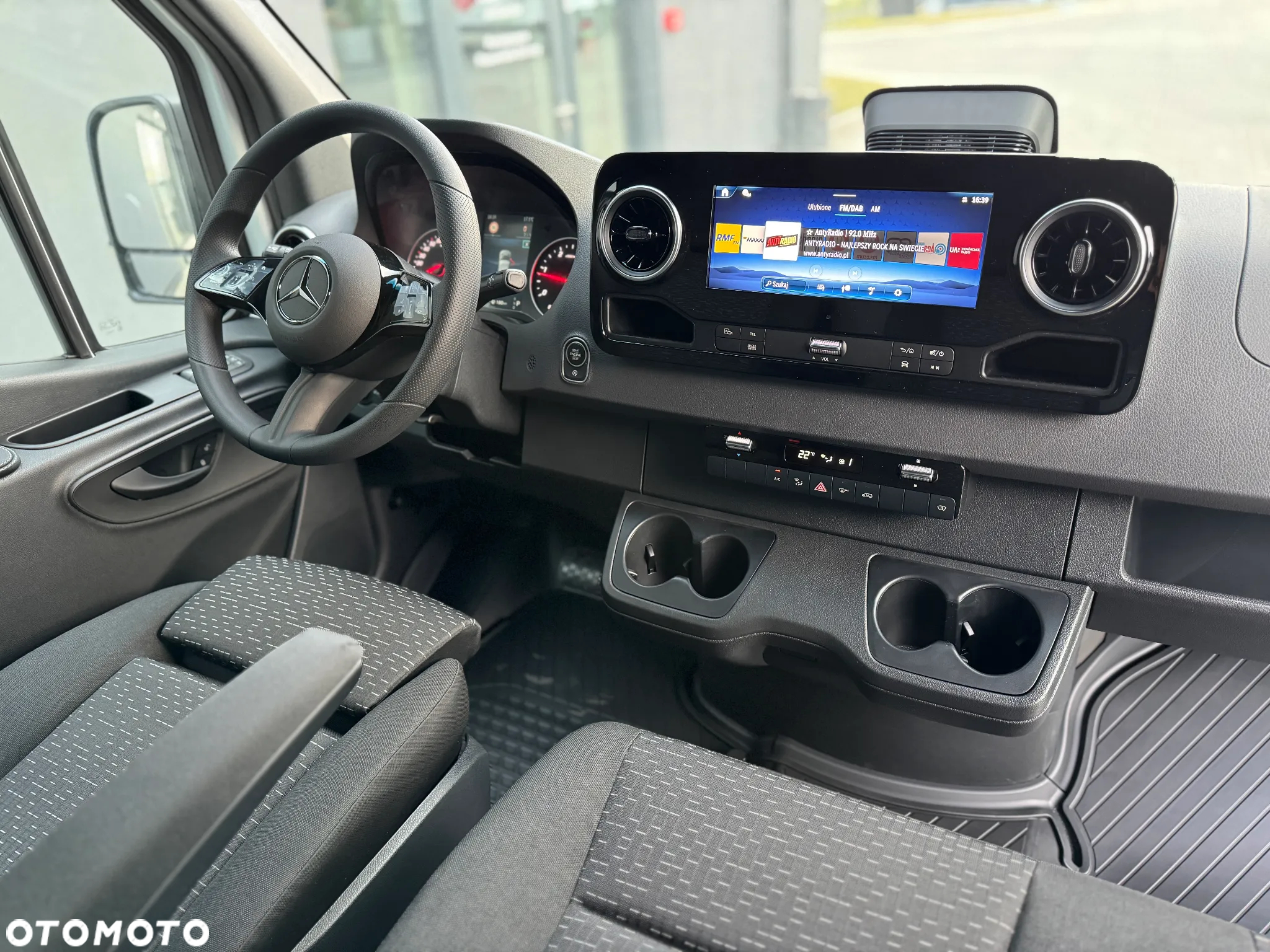 Mercedes-Benz Sprinter 317 CDI - 21