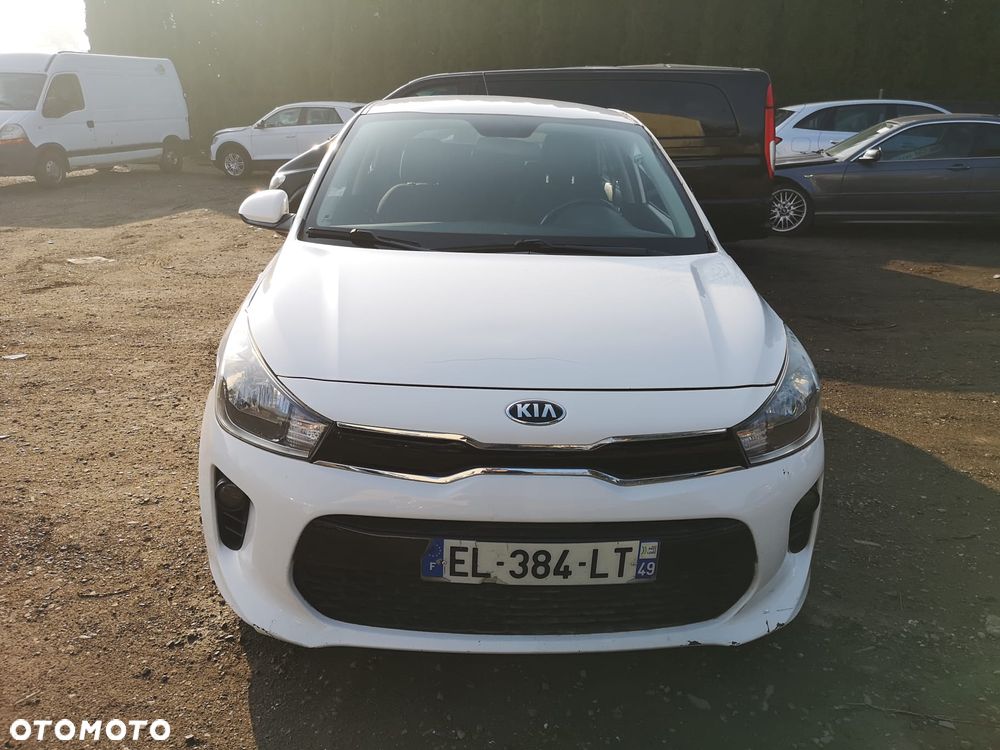Kia Rio 1.4 crdi Business Line - 9