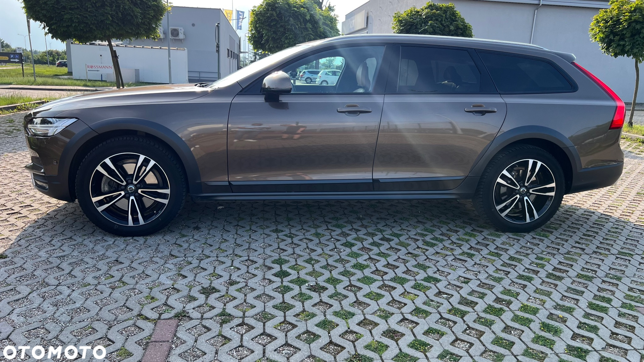 Volvo V90 Cross Country T5 AWD - 22