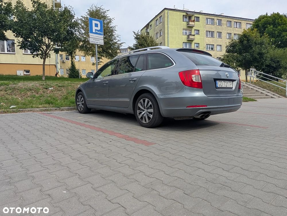 Skoda Superb 2.0 TDI Elegance - 7
