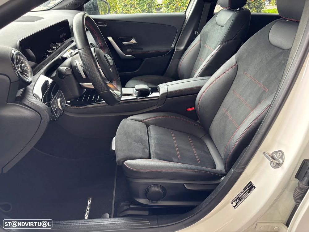 Mercedes-Benz A 250 e AMG Line - 11