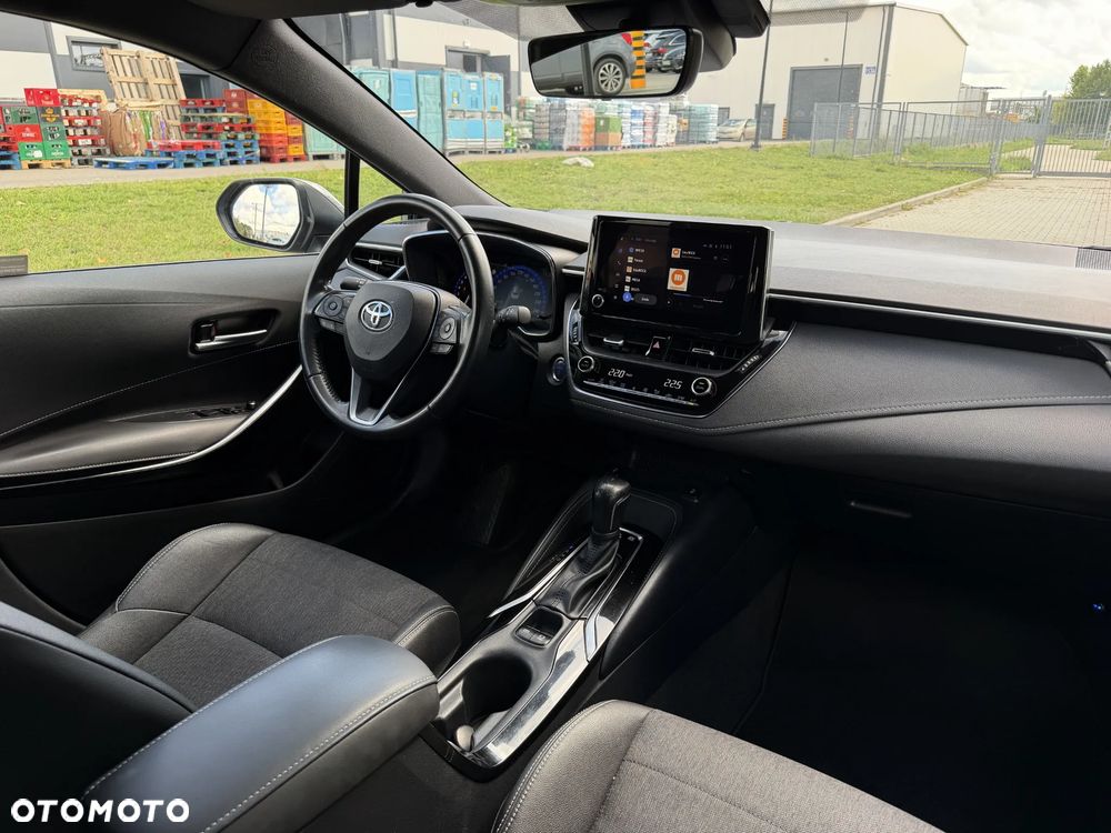 Toyota Corolla 2.0 Hybrid Executive - 15