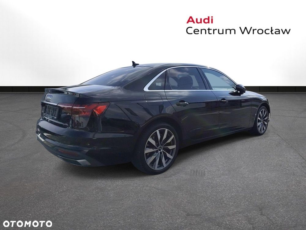 Audi A4 Limousine - 4