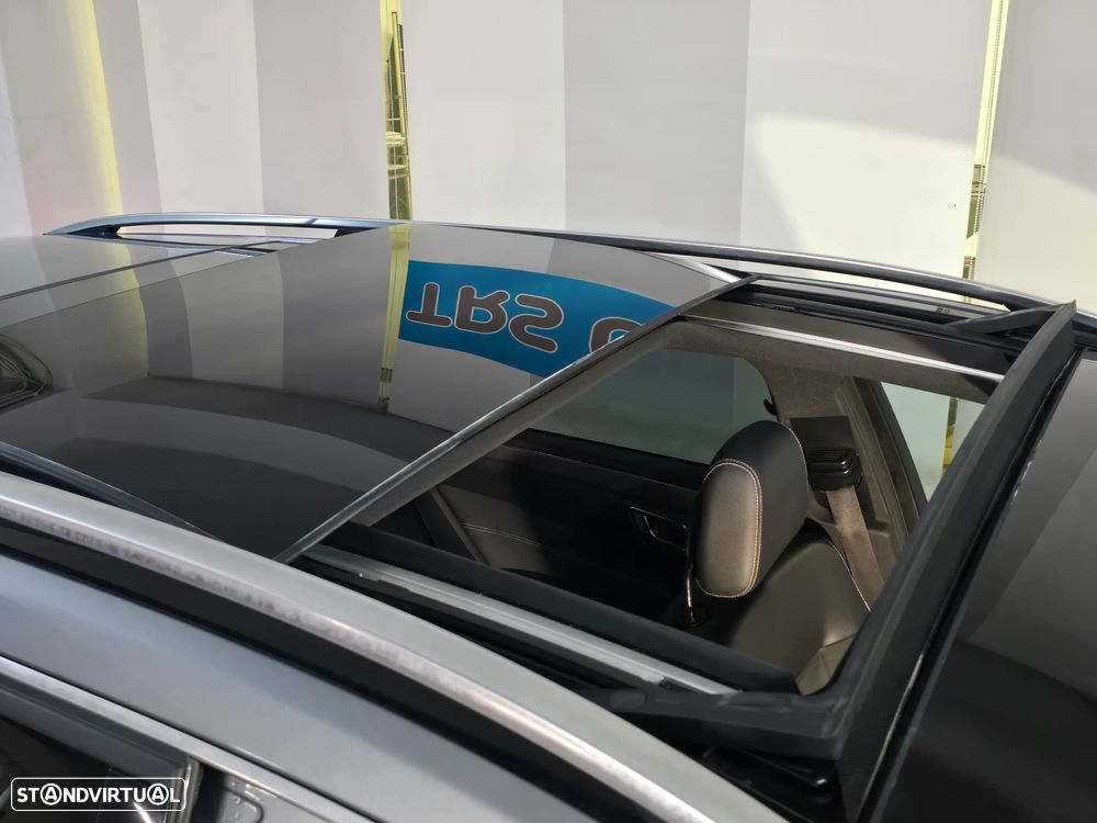 Mercedes-Benz E 300 Bluetec Hybrid Avantgarde - 6