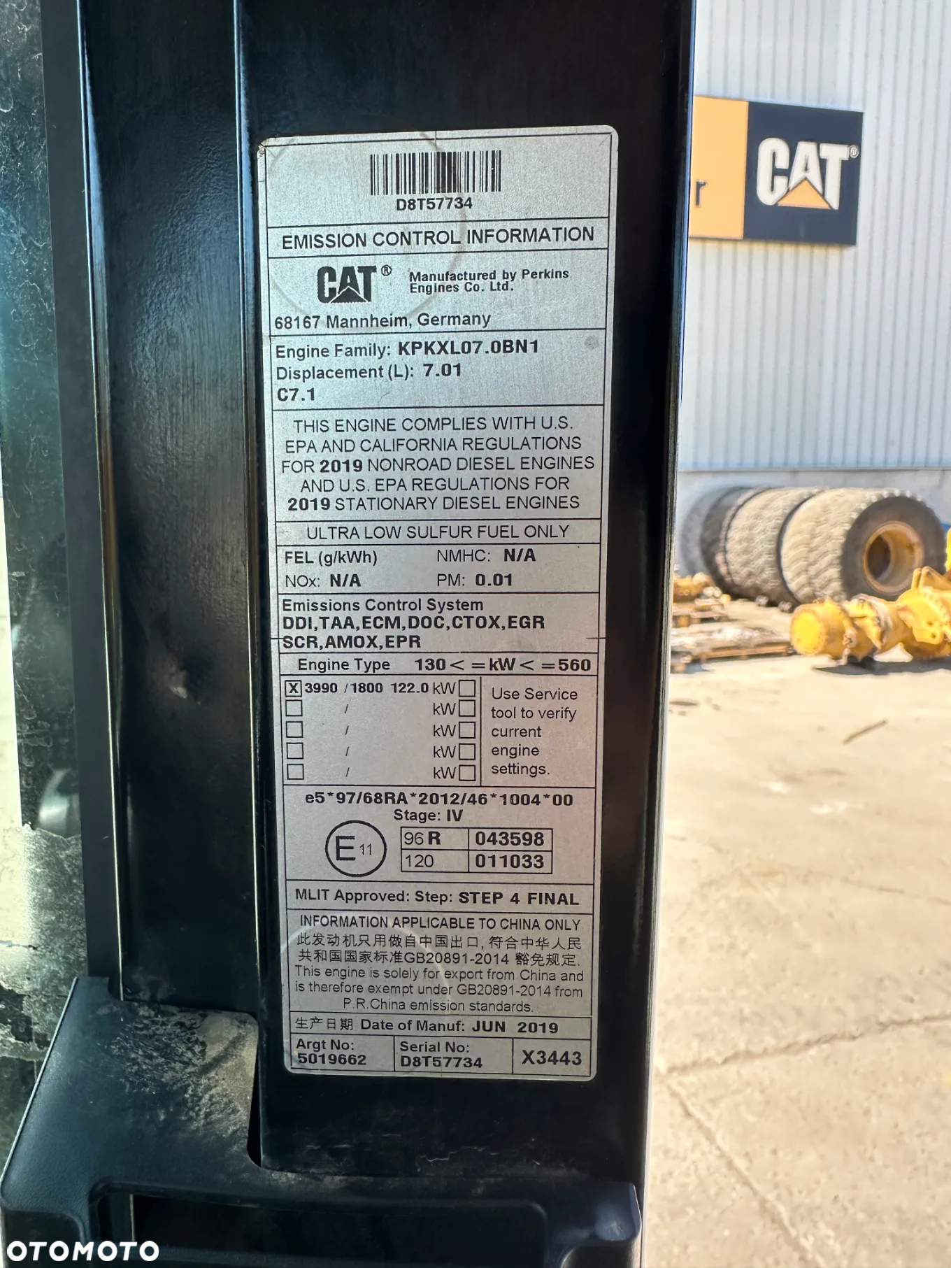 Caterpillar 323 - 11