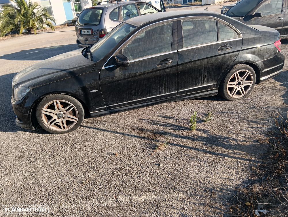 Mercedes-Benz C 180 2011 photo 3