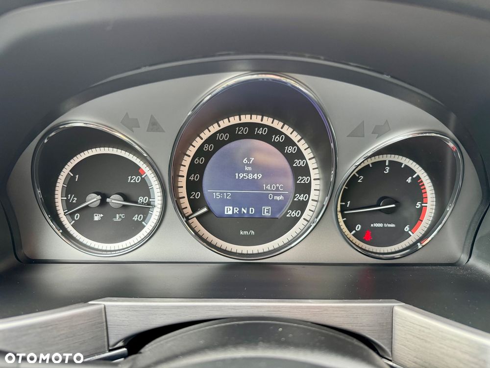 Mercedes-Benz GLK - 26