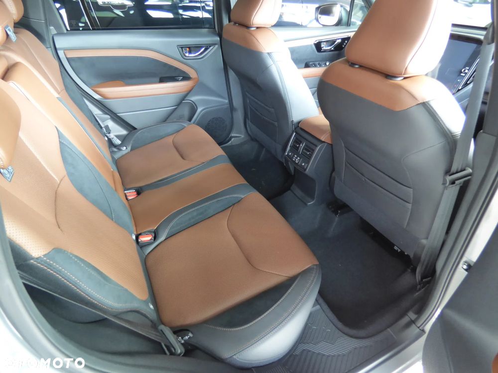 Subaru Forester 2.0i-L Platinum (EyeSight) Lineartronic - 13