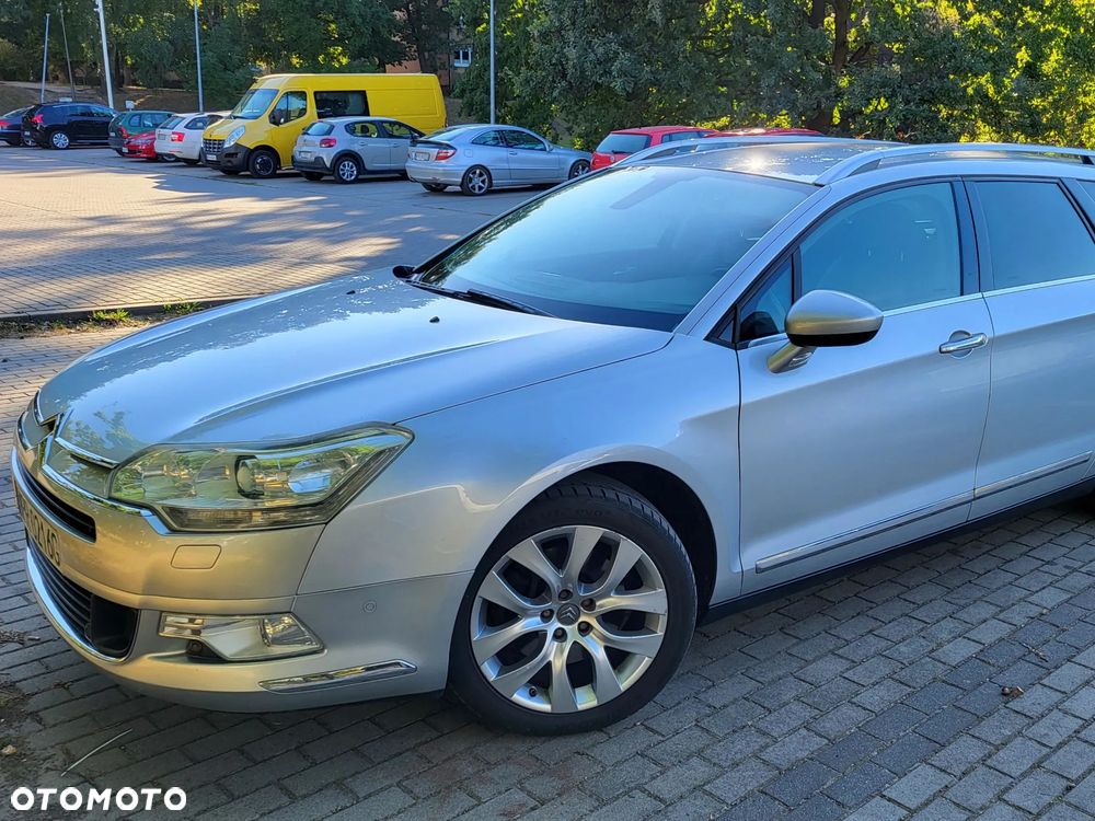 Citroën C5 Tourer V6 HDi 205 Biturbo FAP Exclusive - 10