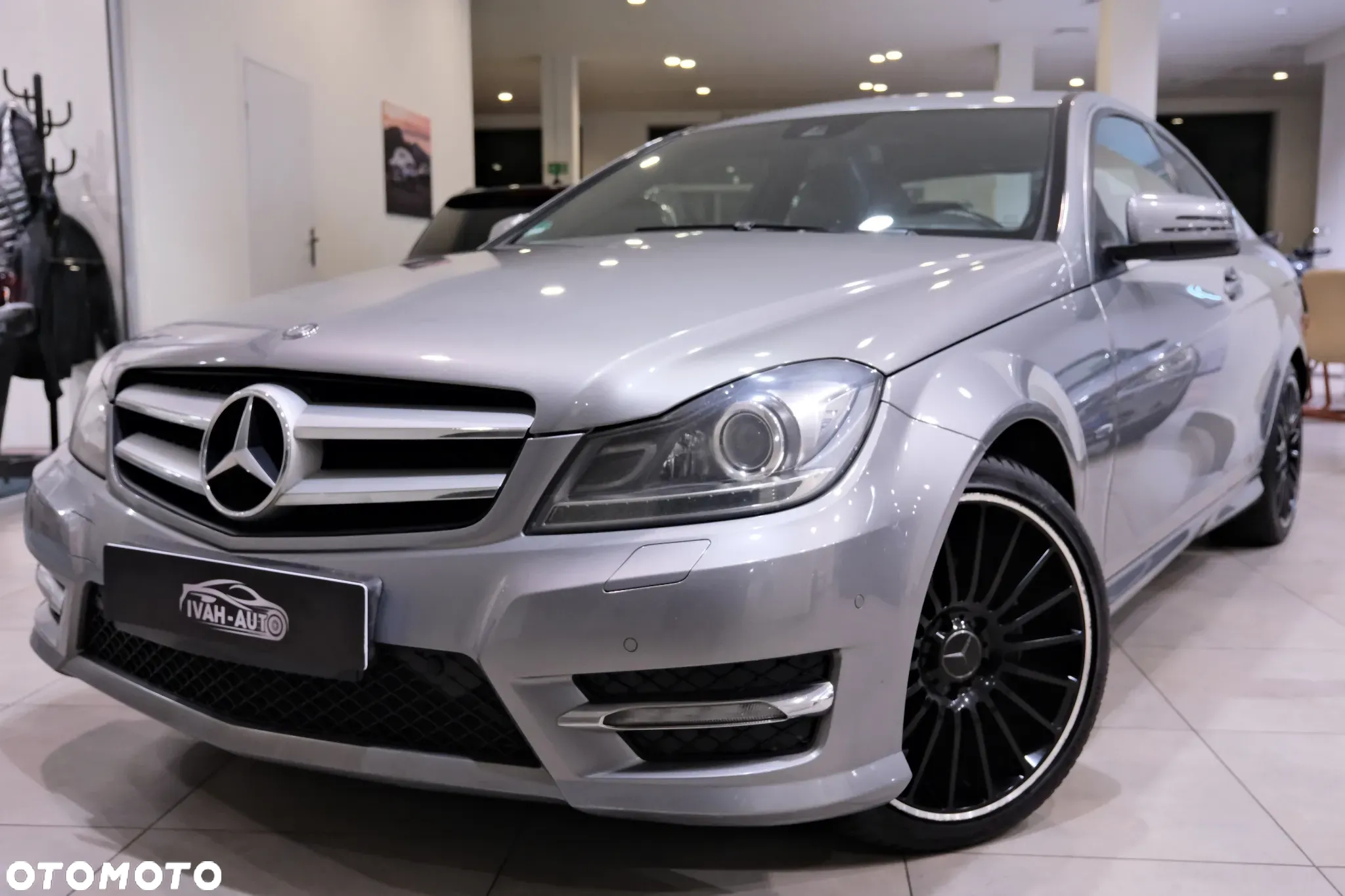 Mercedes-Benz Klasa C 220 CDI DPF Coupe (BlueEFFICIENCY) - 17