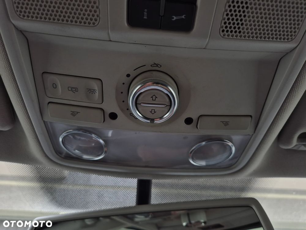 Volkswagen Passat 1.8 TSI Highline - 19