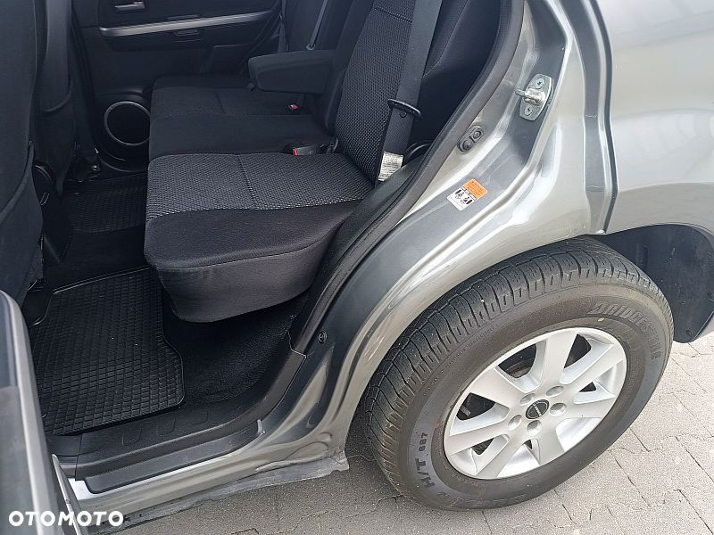 Suzuki Grand Vitara 2.0 TD - 20