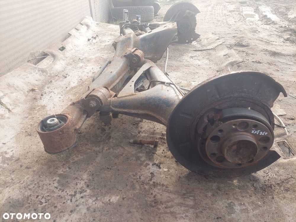 BELKA OŚ ZAWIESZENIA TYŁ BMW E34 520I WAHACZ TYŁ BMW E34 - 3