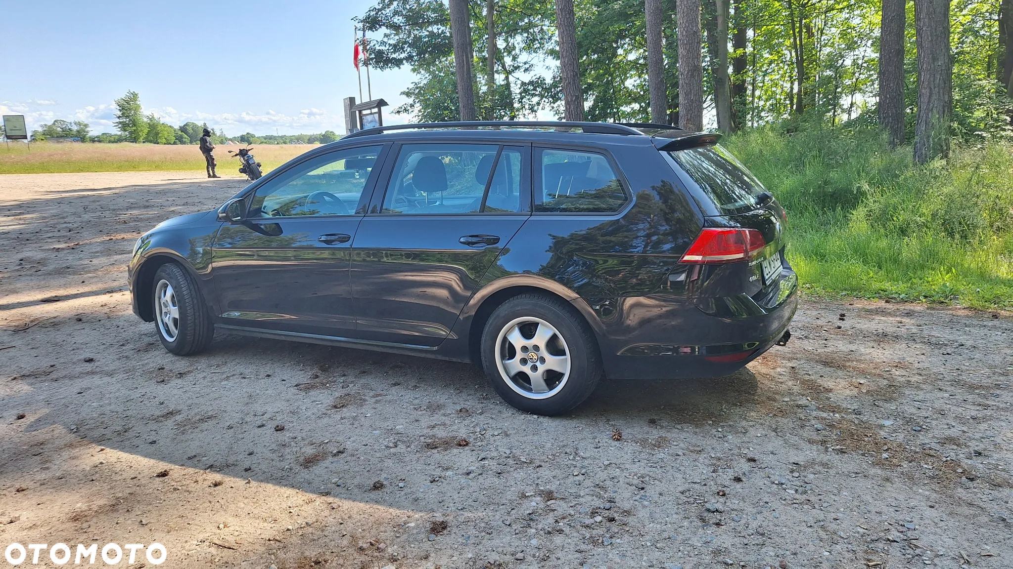 Volkswagen Golf VI 1.6 TDI Comfortline - 8