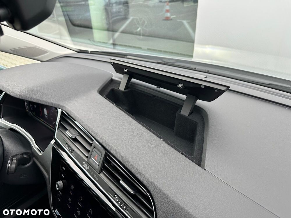 Volkswagen Touran 1.5 TSI EVO Comfortline Plus DSG - 26