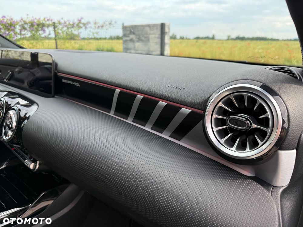 Mercedes-Benz Klasa A 45 S AMG 4-Matic 8G-DCT - 23