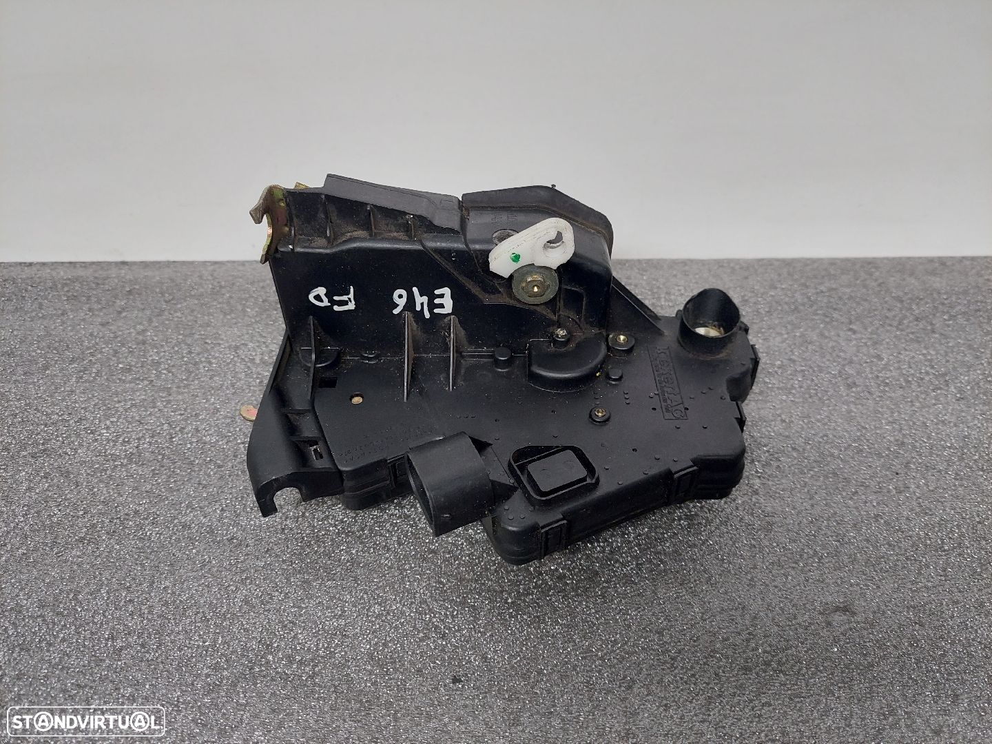 Fecho Porta Frente Dto Bmw 3 (E46) - 3