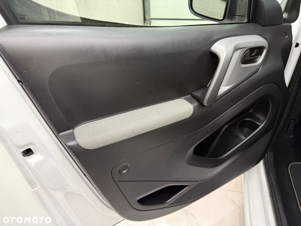 Citroën Berlingo Multispace BlueHDi 120 S&S SHINE - 12