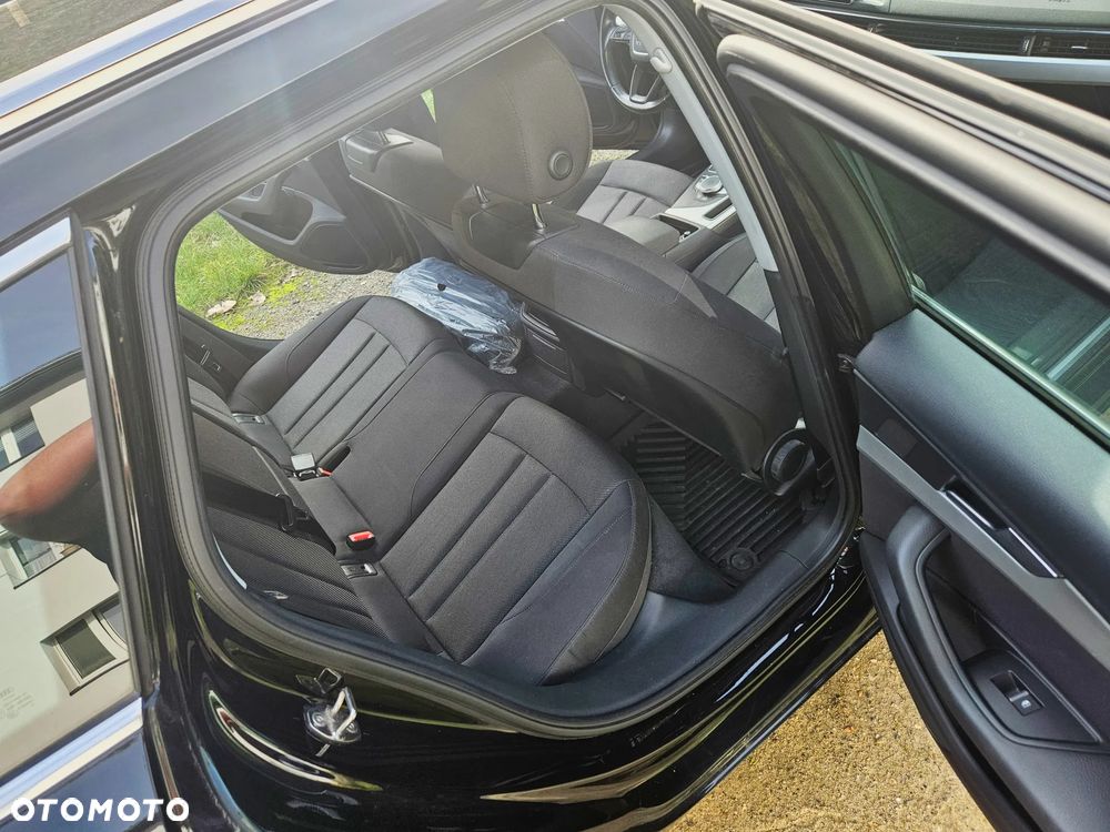 Audi A4 Avant - 19