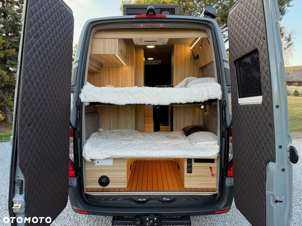 Mercedes-Benz Sprinter - 38