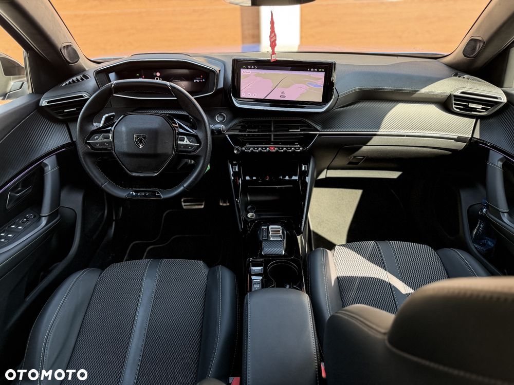 Peugeot 2008 1.5 BlueHDi GT S&S EAT8 - 11