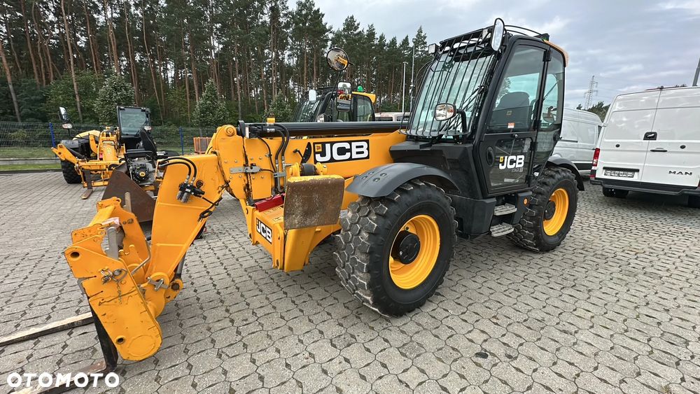 JCB 540-140 Hi Viz - 1
