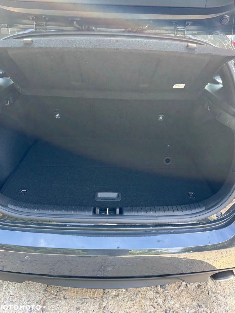 Kia Ceed 1.5 T-GDI L DCT - 10