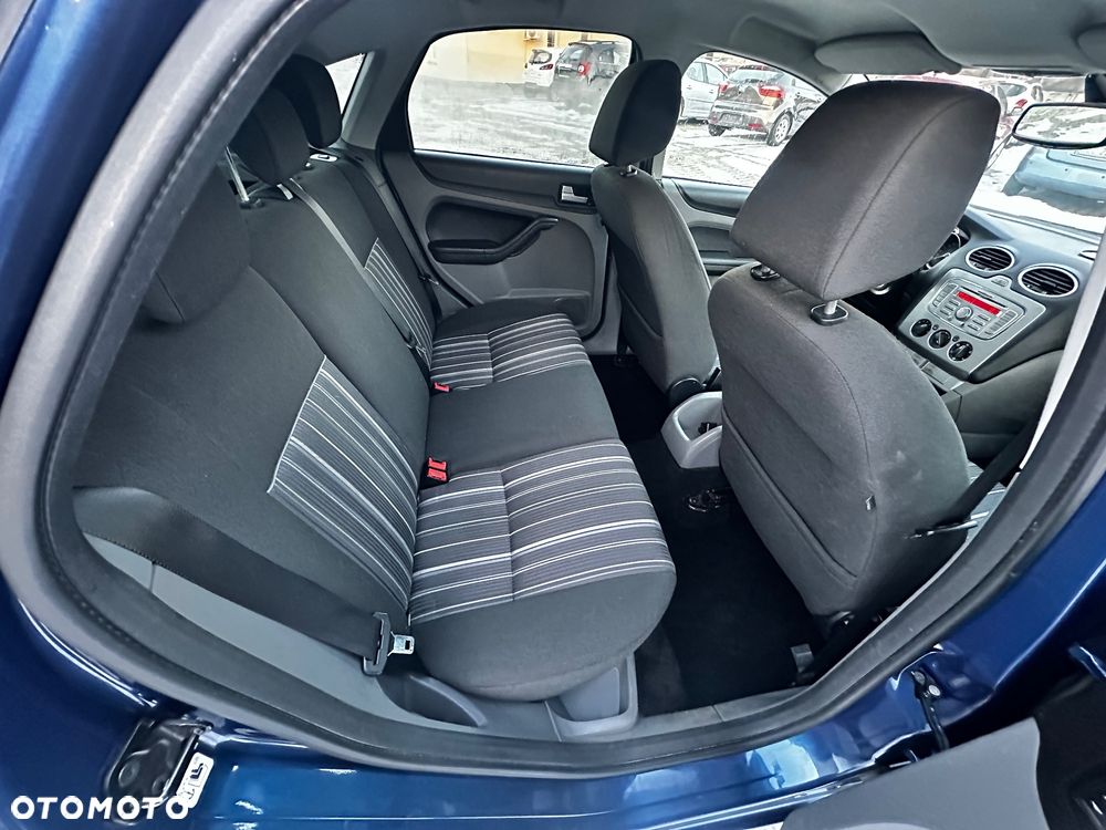 Ford Focus - 10