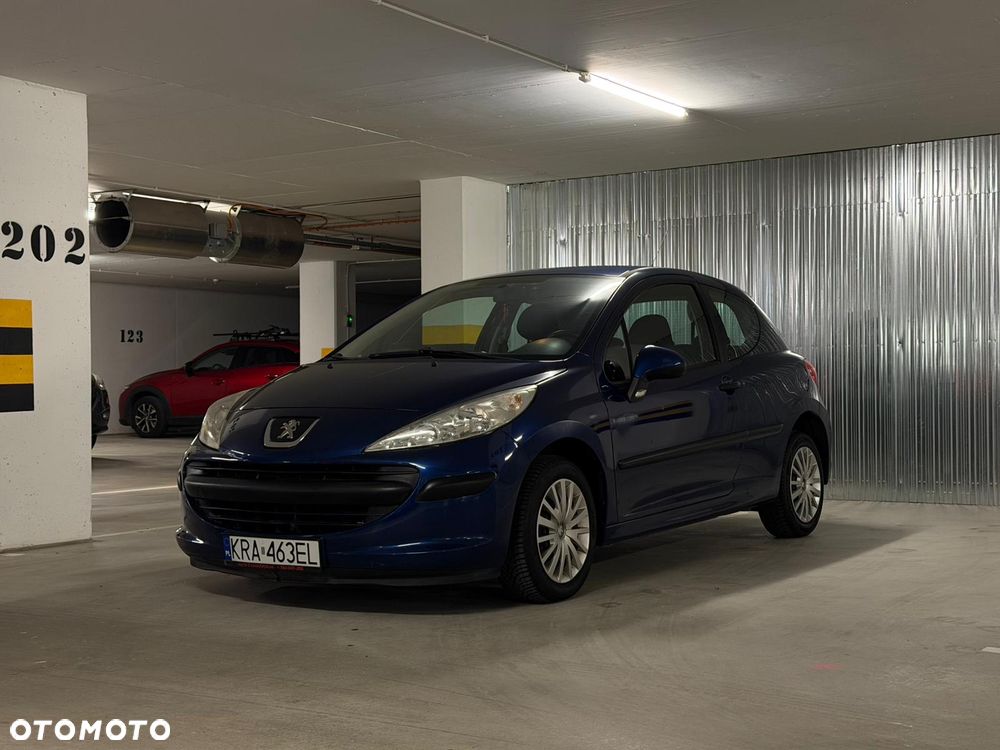 Peugeot 207 2009 photo 2