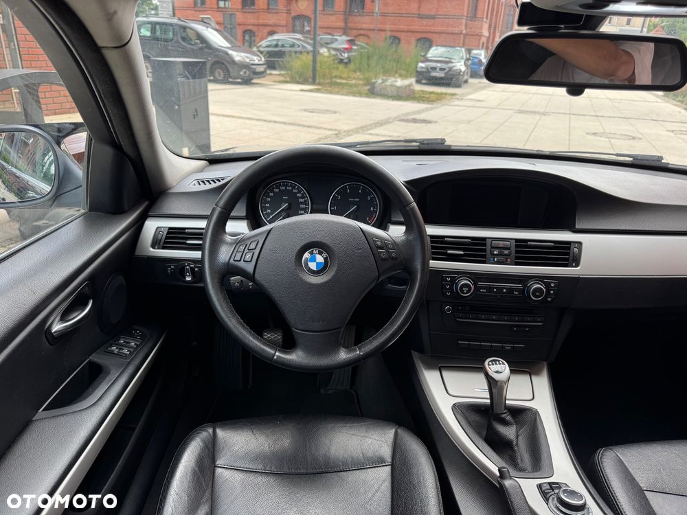 BMW Seria 3 - 15